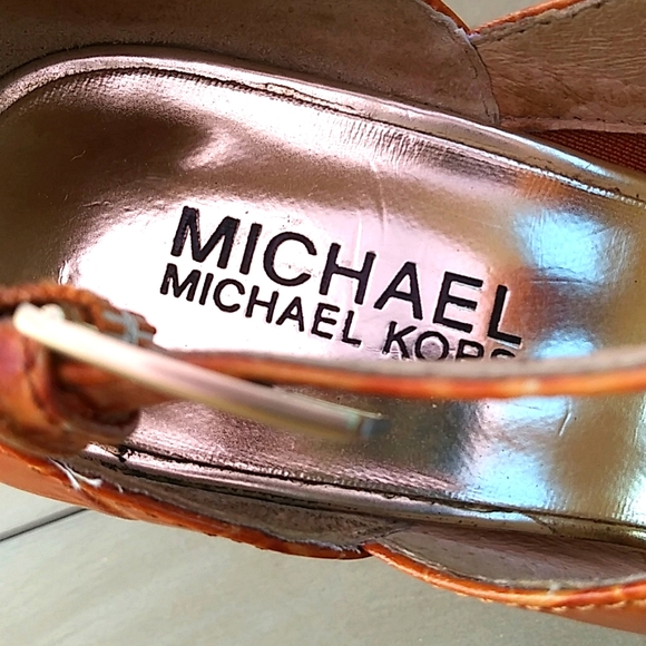 Michael Kors crocodile platforms - Picture 7 of 15